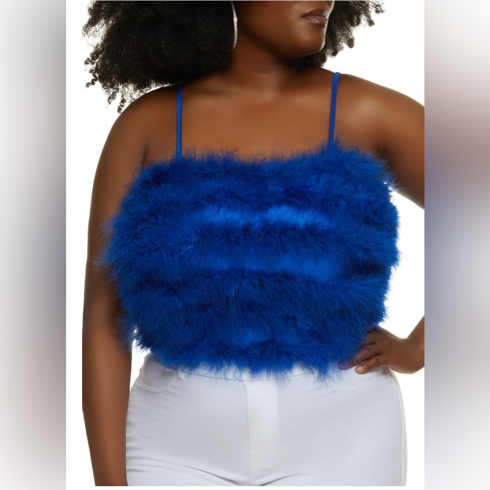 New Feather Cropped Cami